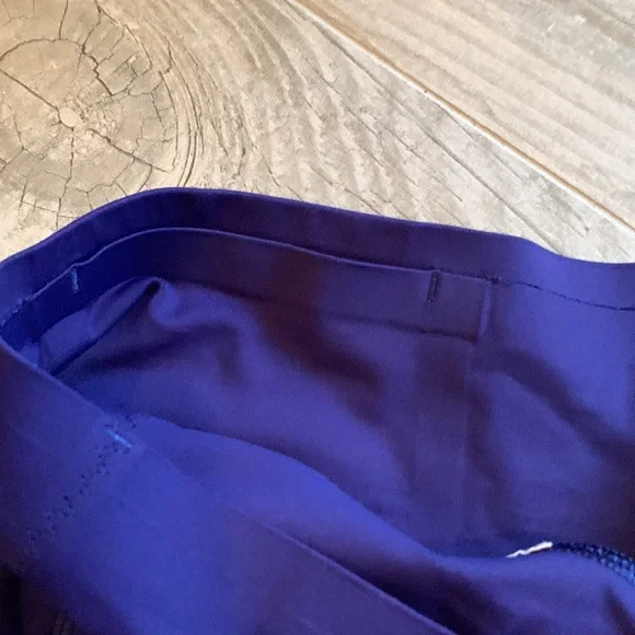 Lululemon Ladies crop leggings with mesh pockets and mess side panel - Picture 5 of 5